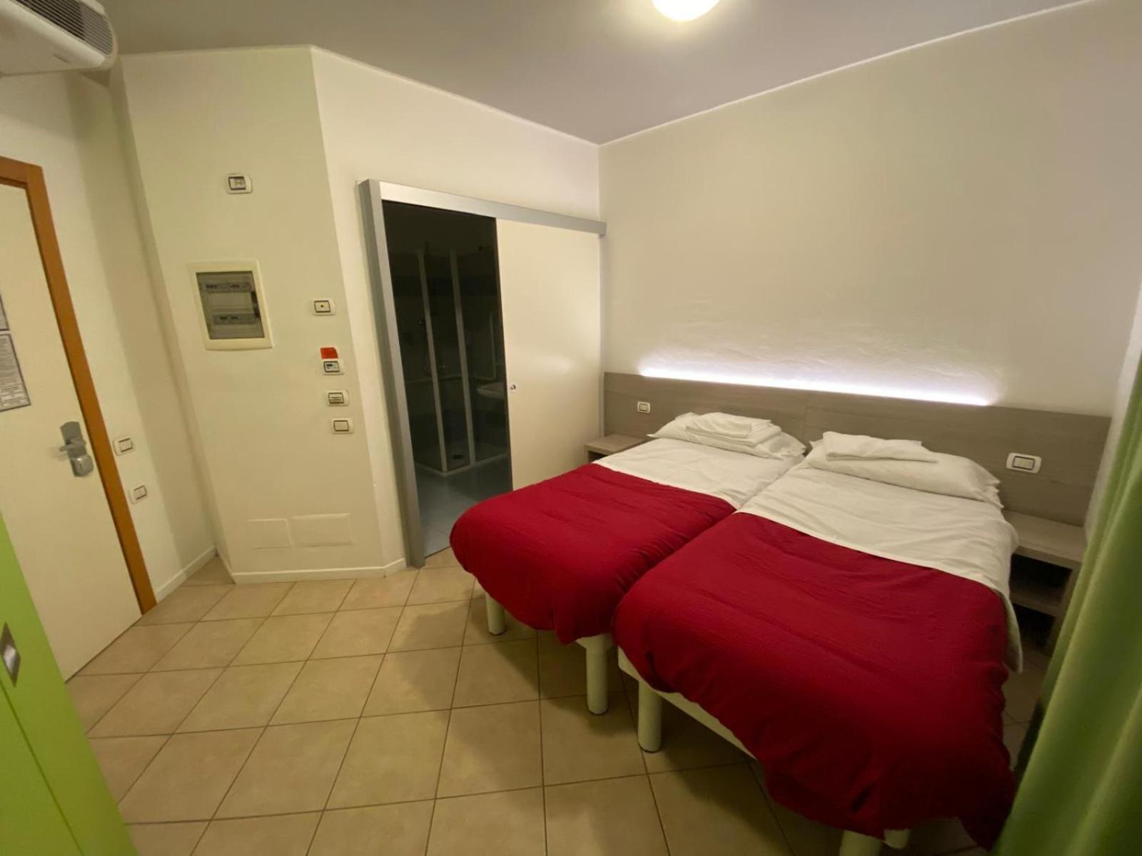 Ostello Citta Di Rovereto Rovereto  Kültér fotó