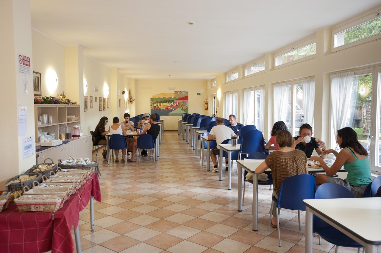 Ostello Citta Di Rovereto Rovereto  Kültér fotó